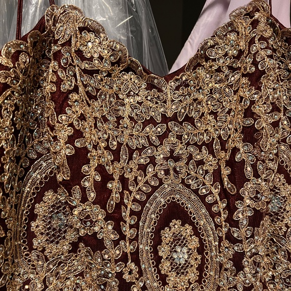 Maroon & Gold Prom Dress - Picture 2 of 6